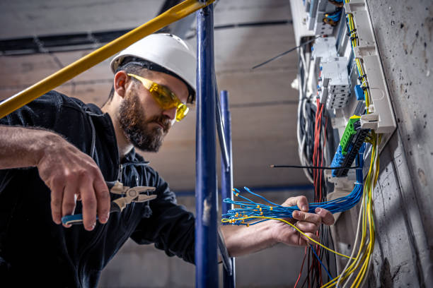 Best Affordable Electrician  in Lawrencevle, IL